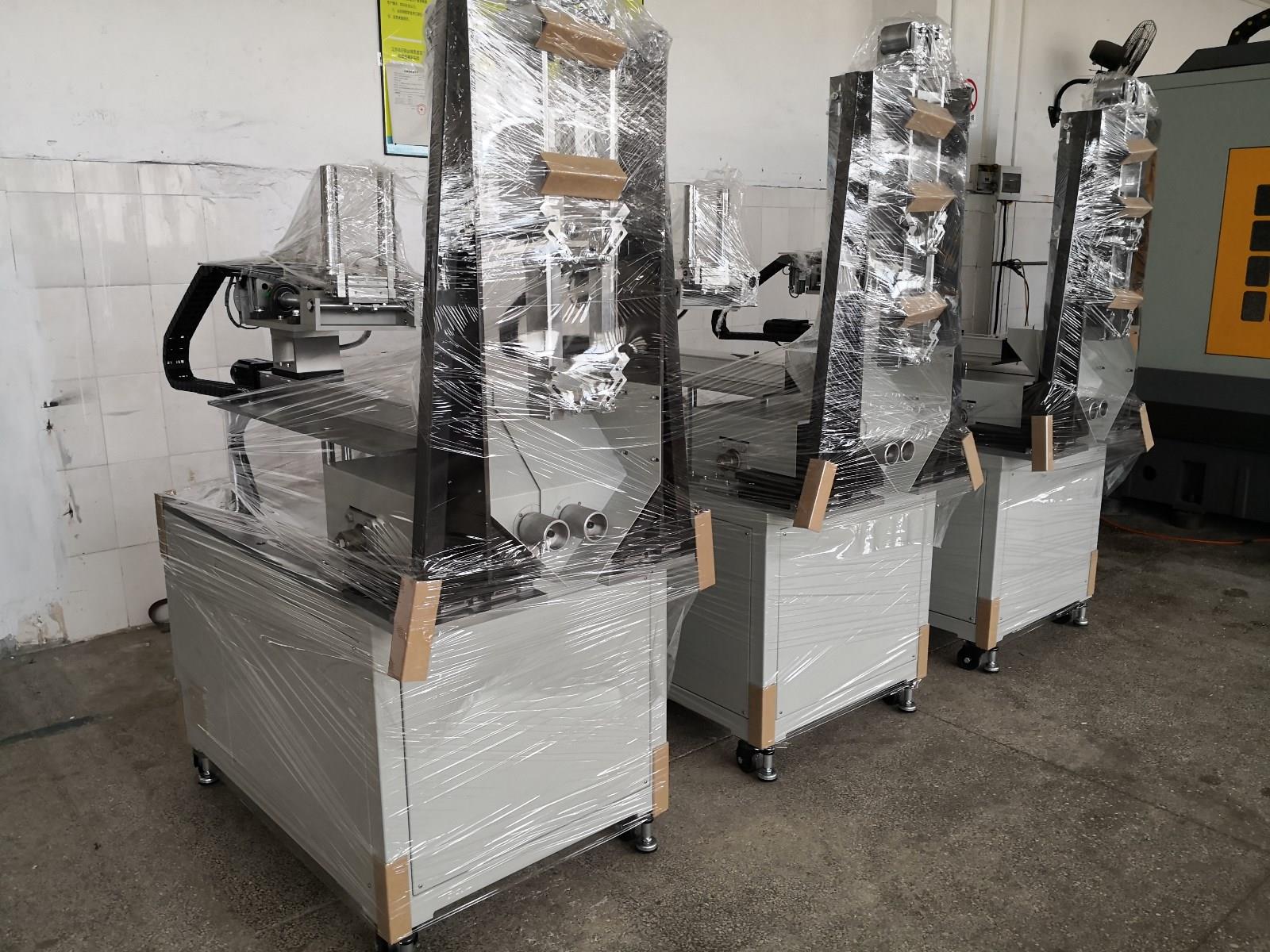 自行车前叉智能抛光设备